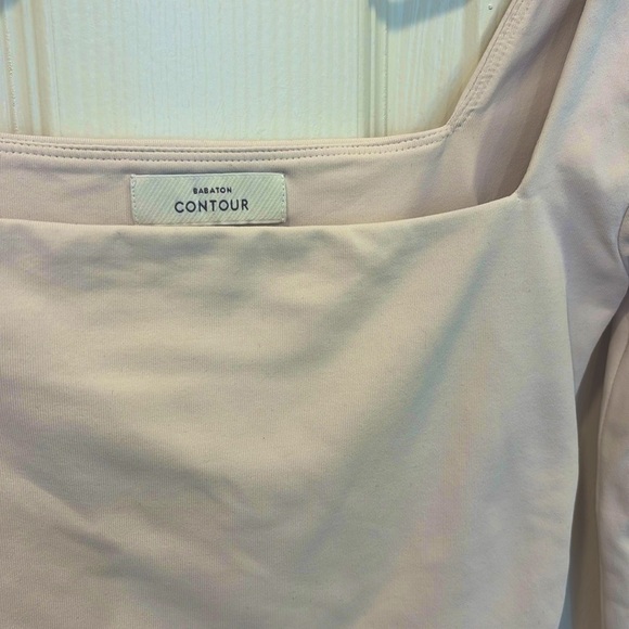 Babaton Square Neck Long Sleeve Crop Top - Picture 5 of 6